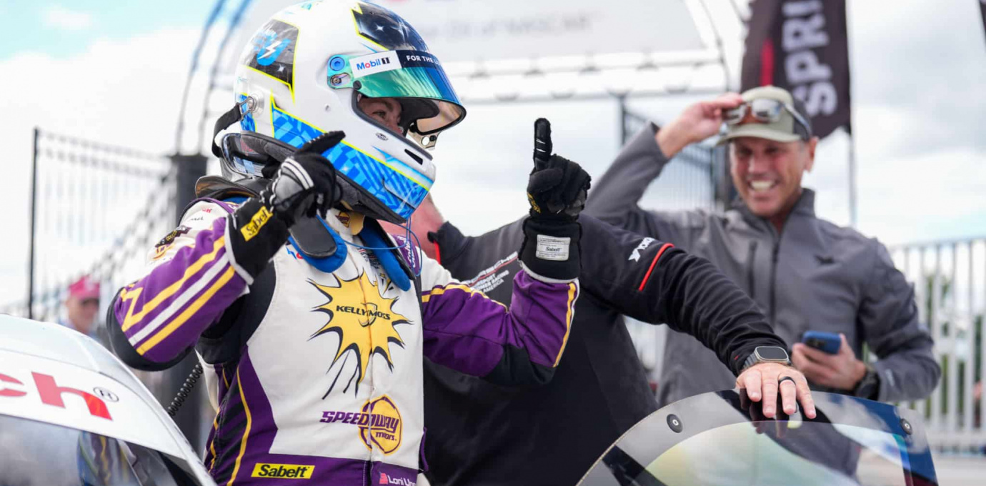 Loni Unser wins at Watkins Glen